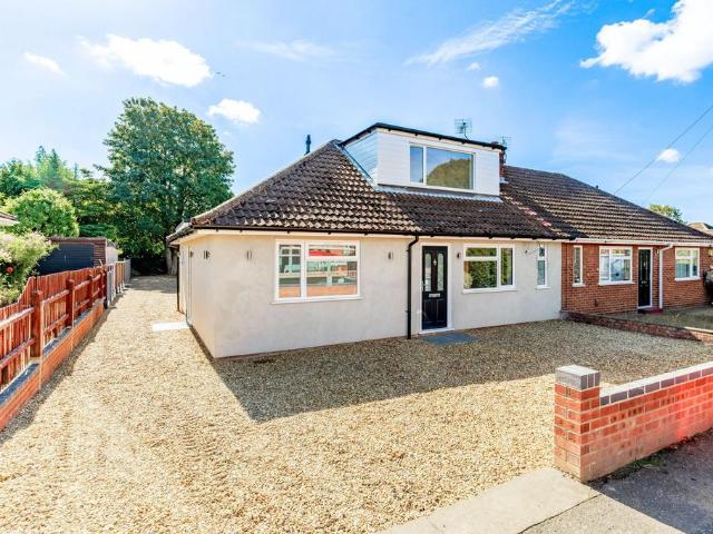 4 bedroom semi detached bungalow for sale