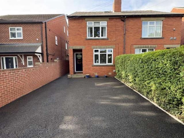 4 Bedroom Semi Detached House