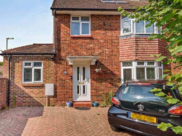 4 Bedroom Semi Detached House