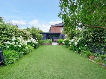 4 Bedroom Semi Detached House