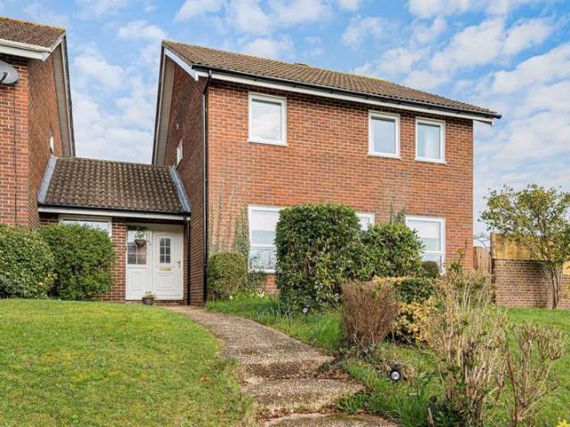 4 Bedroom Semi Detached House