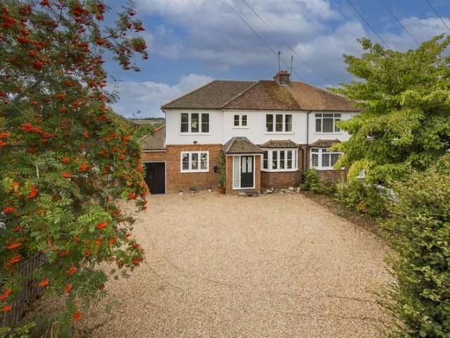 4 Bedroom Semi Detached House