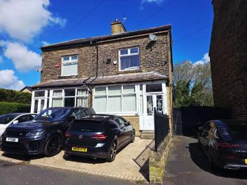4 Bedroom Semi Detached House