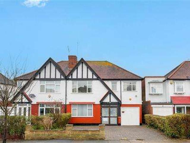 4 Bedroom Semi Detached House