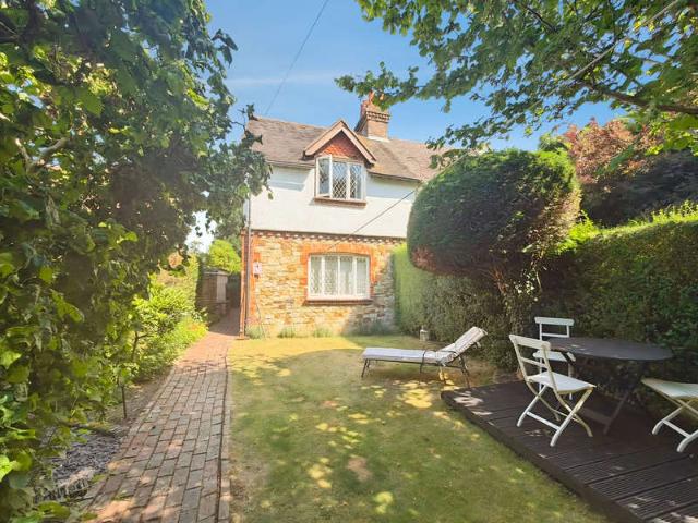 4 Bedroom Semi Detached House