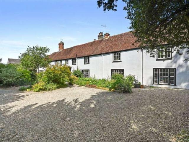 4 Bedroom Semi Detached House
