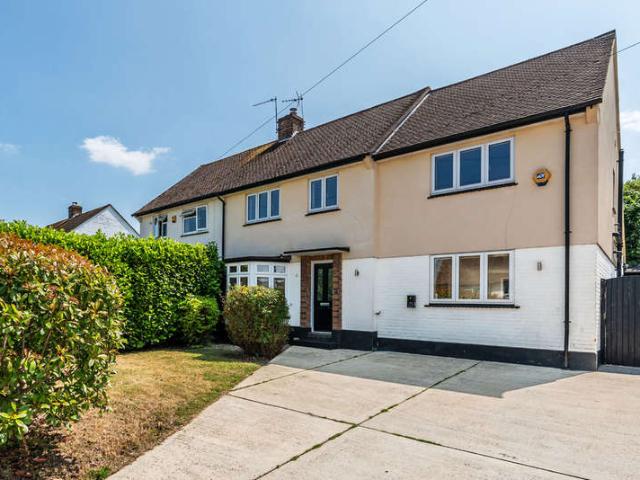 4 Bedroom Semi Detached House