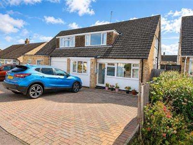 4 Bedroom Semi Detached House