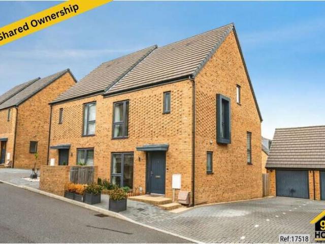 4 Bedroom Semi Detached House
