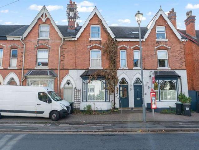 4 Bedroom Semi Detached House