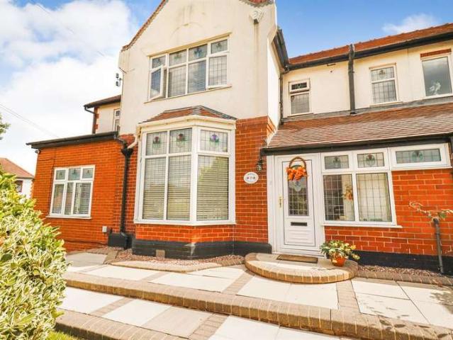 4 Bedroom Semi Detached House