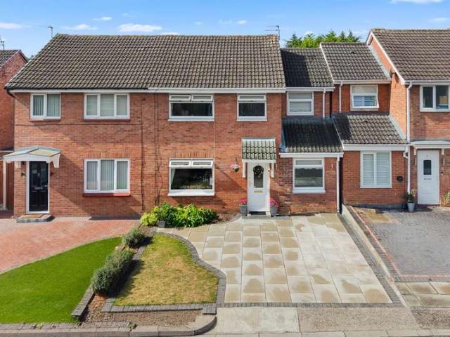 4 Bedroom Semi Detached House