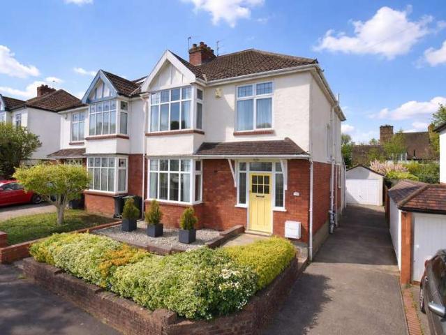 4 Bedroom Semi Detached House