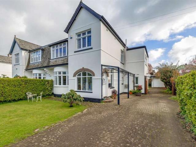 4 Bedroom Semi Detached House