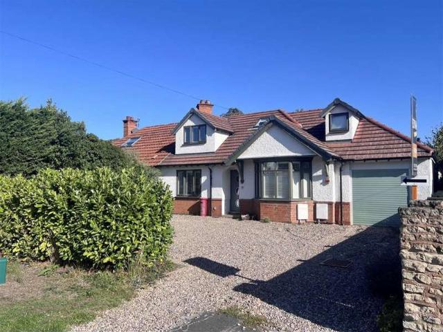 4 Bedroom Semi Detached House