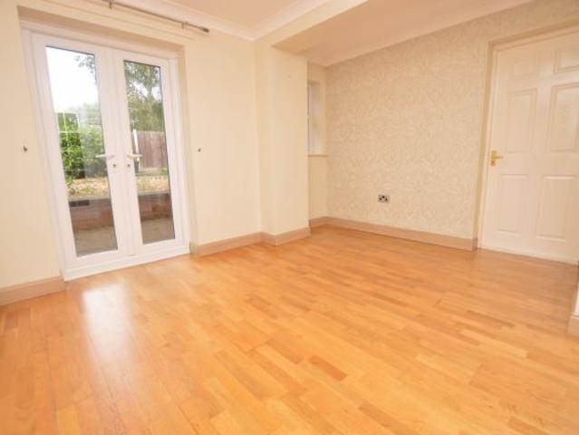 4 Bedroom Semi Detached House