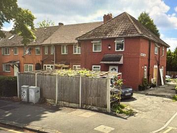 4 Bedroom Semi Detached House