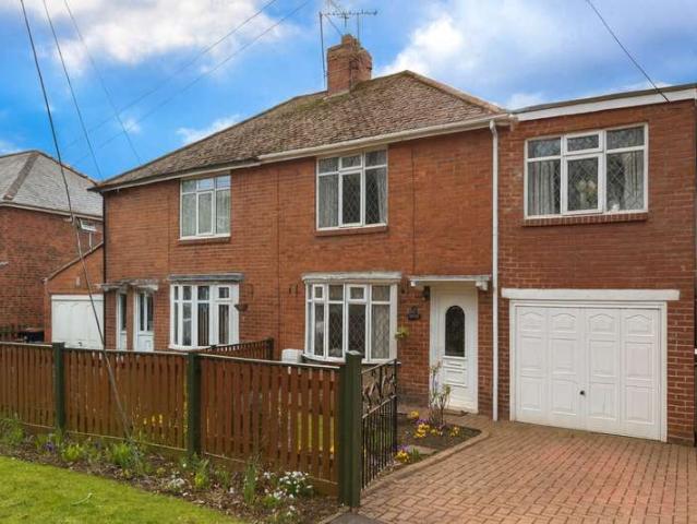 4 Bedroom Semi Detached House
