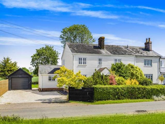 4 Bedroom Semi Detached House