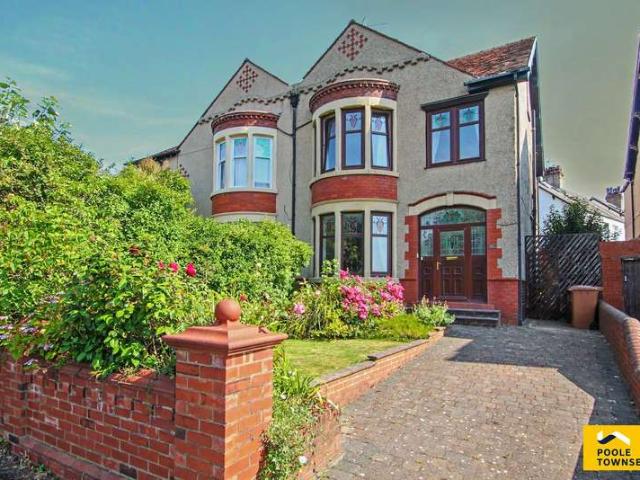 4 Bedroom Semi Detached House