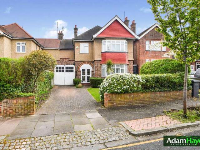 4 Bedroom Semi Detached House