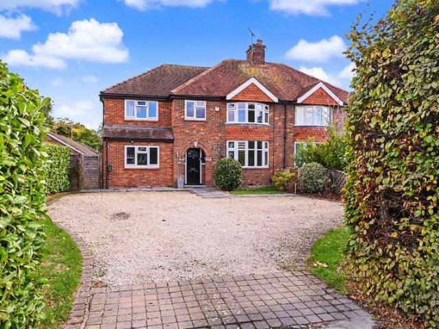 4 Bedroom Semi Detached House