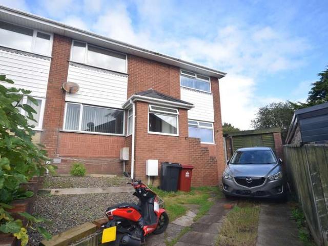 4 Bedroom Semi Detached House