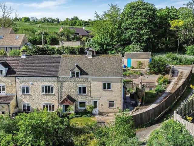 4 Bedroom Semi Detached House