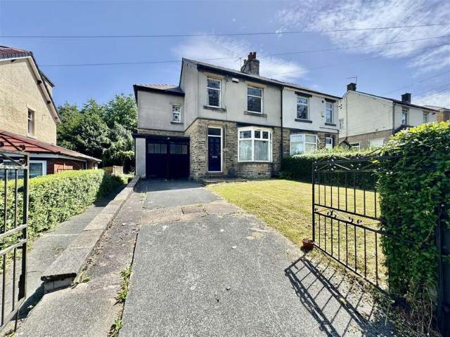 4 Bedroom Semi Detached House