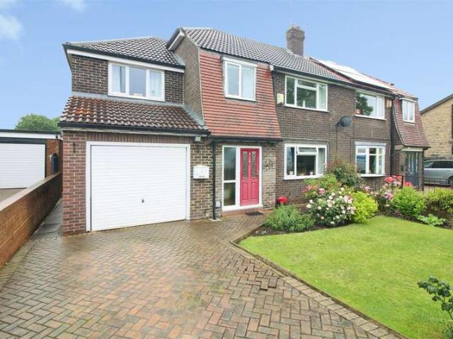 4 Bedroom Semi Detached House