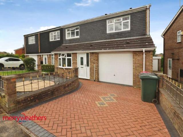 4 Bedroom Semi Detached House