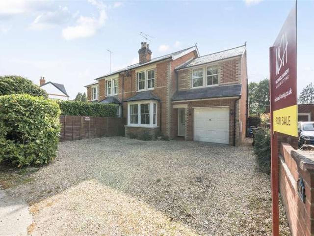 4 Bedroom Semi Detached House