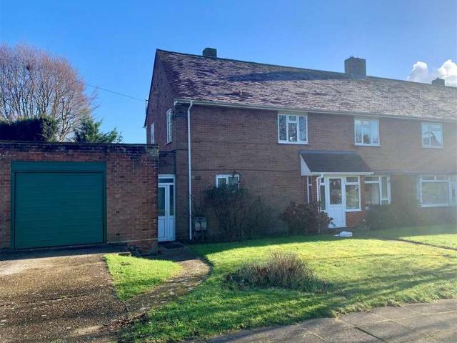 4 Bedroom Semi Detached House