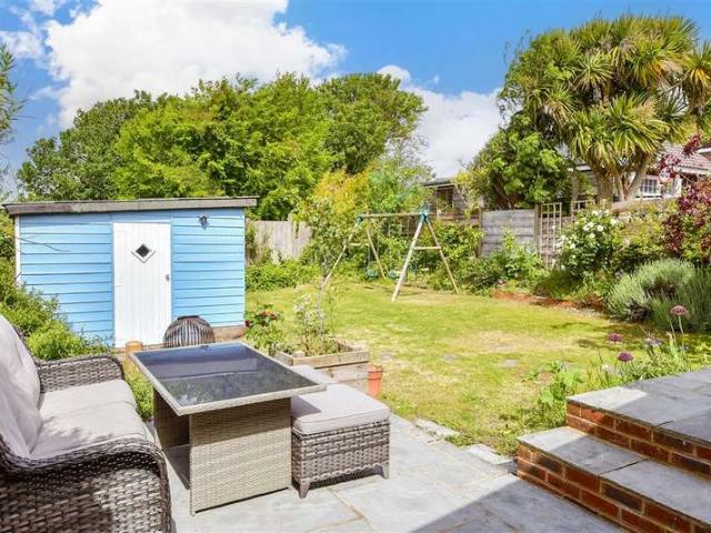 4 Bedroom Semi Detached House