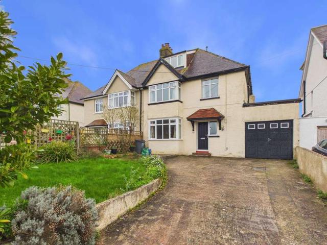 4 Bedroom Semi Detached House