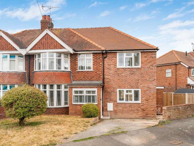 4 Bedroom Semi Detached House