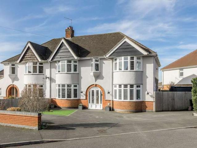 3 Bedroom Semi Detached House