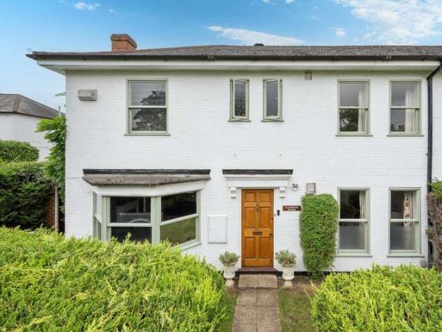 4 Bedroom Semi Detached House
