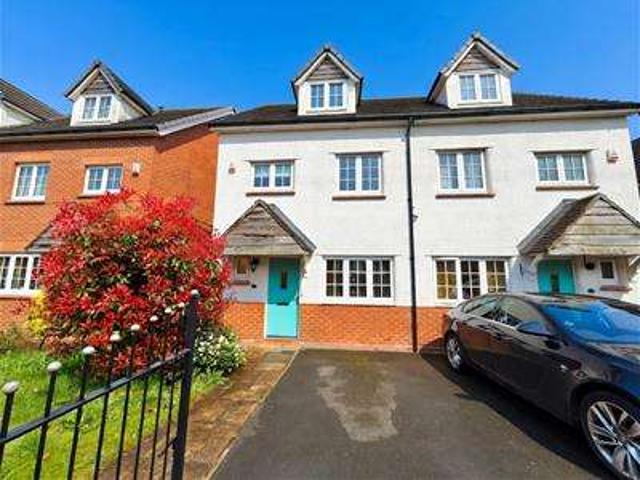 4 Bedroom Semi Detached House