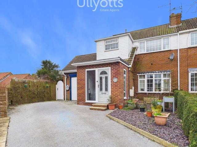 4 Bedroom Semi Detached House