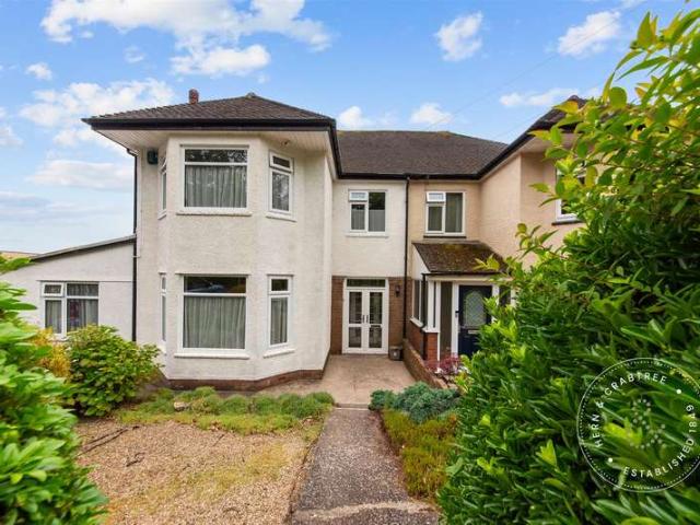 4 Bedroom Semi Detached House