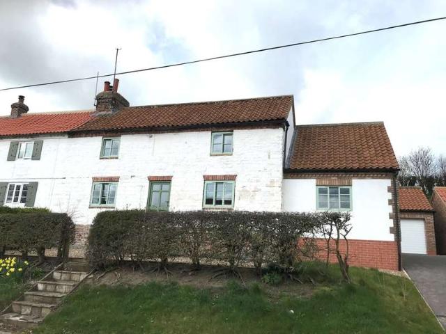 4 Bedroom Semi Detached House