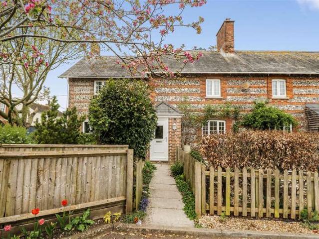 4 Bedroom Semi Detached House