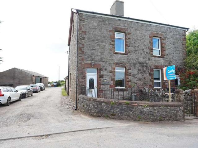 4 Bedroom Semi Detached House