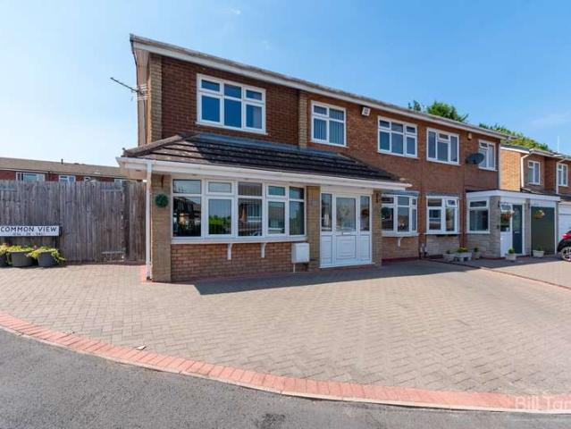 4 Bedroom Semi Detached House