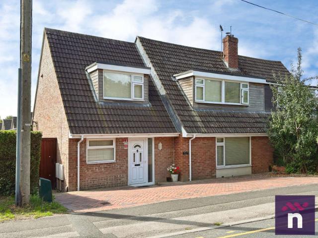 4 Bedroom Semi Detached House