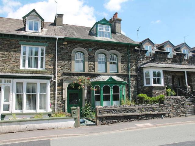 4 Bedroom Semi Detached House
