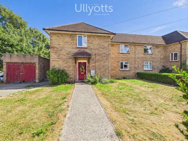 4 Bedroom Semi Detached House