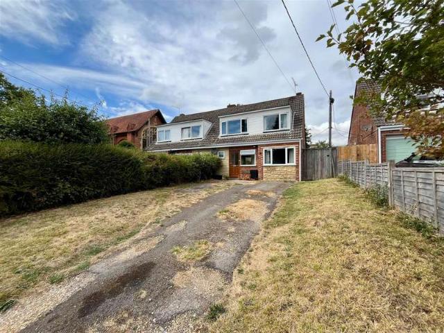 4 Bedroom Semi Detached House