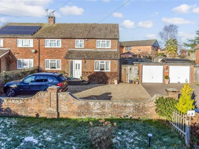 4 Bedroom Semi Detached House